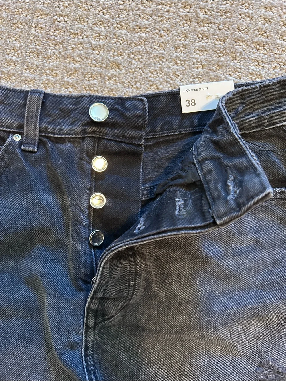 Brand New Zara HIGH RISE Denim Black Short Size 6